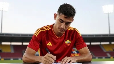AS Roma Completes Signing of World Cup Winner Nahuel Molina from Atletico Madrid