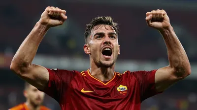 Mario Hermoso ha siglato il gol decisivo nella vittoria della Roma sull'Atalanta, risultato che mantiene i giallorossi al...