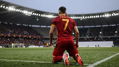 AS Roma e Inter si affrontano alle 18:00 con le formazioni ufficiali annunciate, mentre i nerazzurri scenderanno in campo...