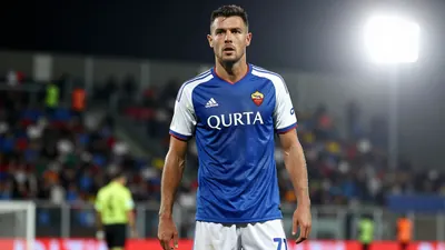 L'AS Roma è in stallo per la cessione di Mora, mentre il club valuta l'opzione su Malick Fofana del Lione